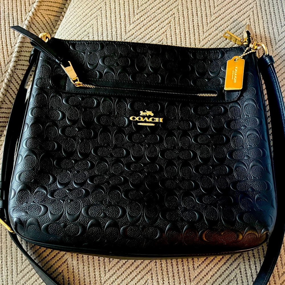 Beautiful Coach Cross Bag 🖤